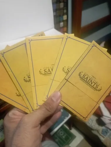 Cartas Colecionáveis Saints