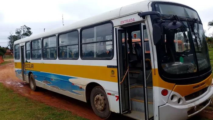 Onibus mercedes bens  exelente motor 17 21 2007 