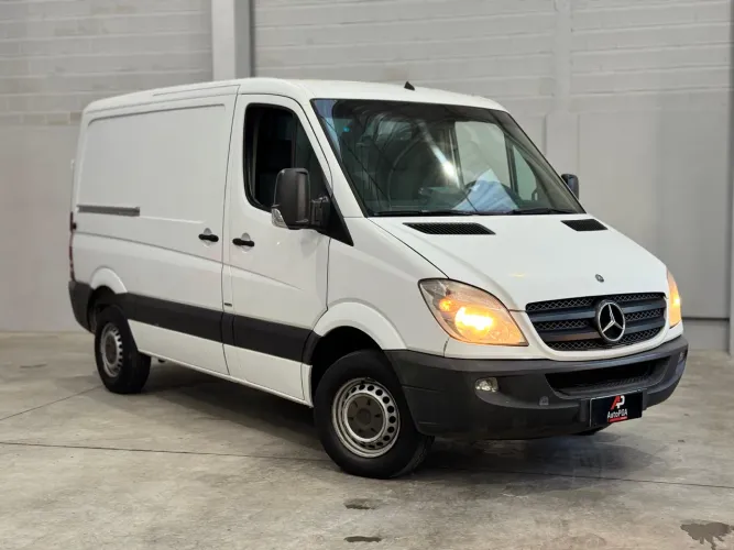 Mercedes-Benz Sprinter 311 Furgão Curto 2.2 Dies 2014