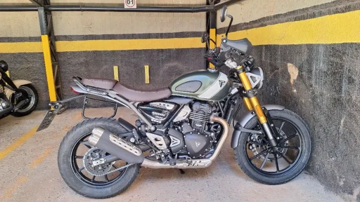 Scrambler 400x novíssima!