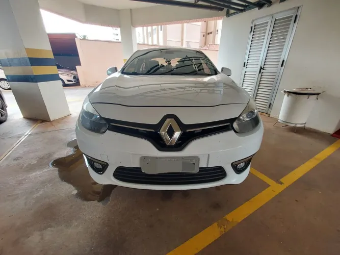 Renault Fluence Sed. Dyn. Plus 2.0 16V Flex Aut. 2015