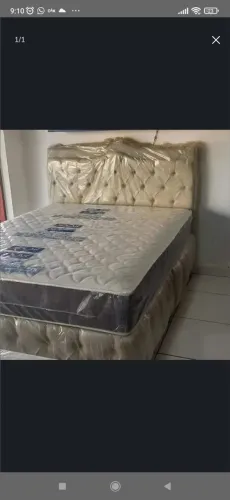 Cama Box com Cabeceira Estofada Polar