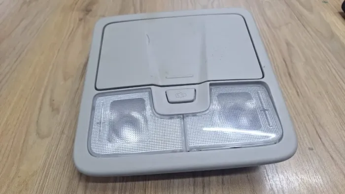 Luz De Teto Porta Óculos S10 