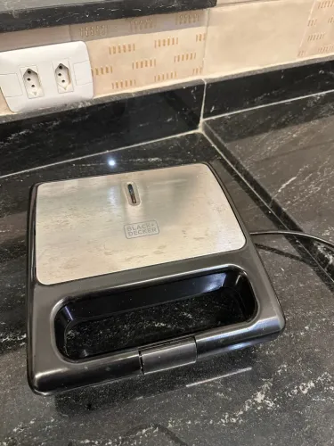 Sanduicheira Black+Decker