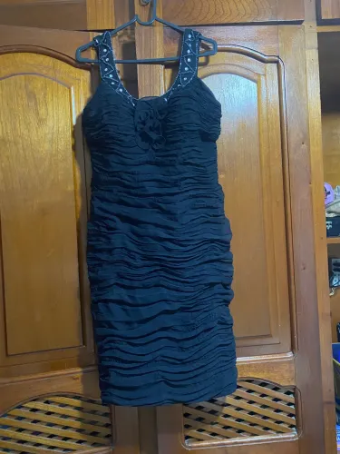 Vestido de Festa curto G (forma pequena, veste 40/42)
