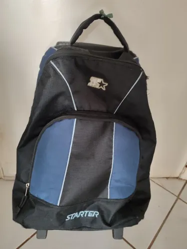Mochila preta