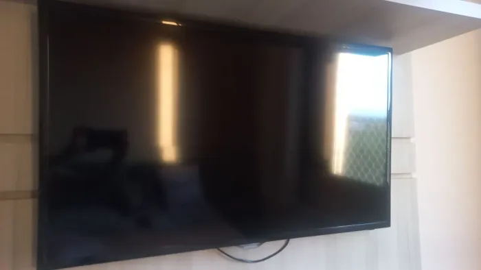 Vende-se tv 40 polegas com defeito