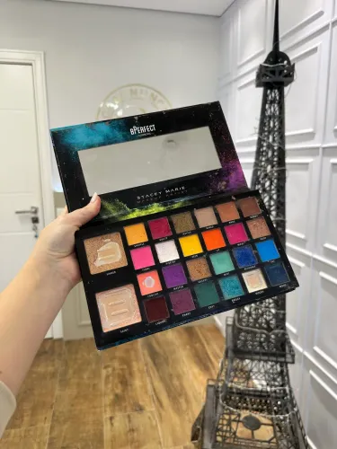 Paleta de sombras Bperfect Carnival Palette 