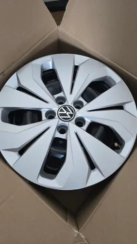 JOGO DE RODAS DE FERRO ARO 16 COM CALOTAS ORIGINAIS VW