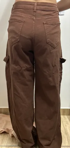 calça marrom