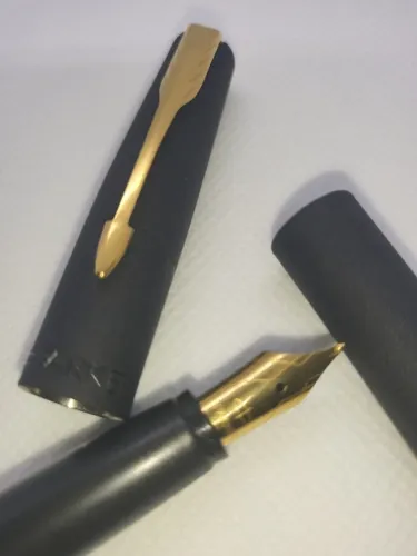 Caneta Tinteiro Parker Frontier(sem Uso) Estojo E Conversor