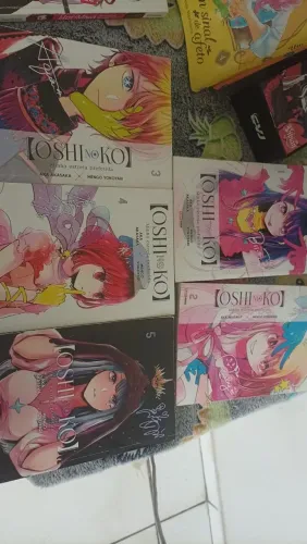 Oshi no ko mangá 1 ao 5