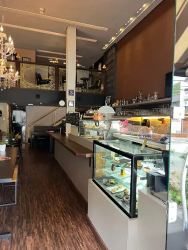 OPORTUNIDADE Vendo Cafeteria completa no centro de Blumenau