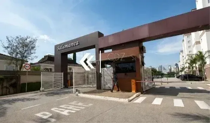 Apartamento com 2 Dormitórios à Locação no condomínio Spazio Salamanca - Sorocaba/SP