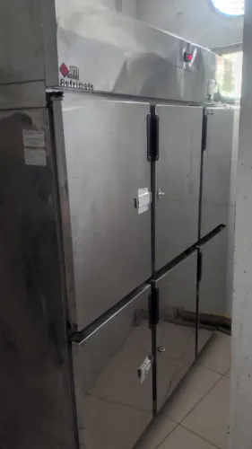GELADEIRA REFRIMATE 6 PORTAS