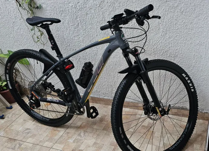 Bicicleta Oggi 7.2 2026