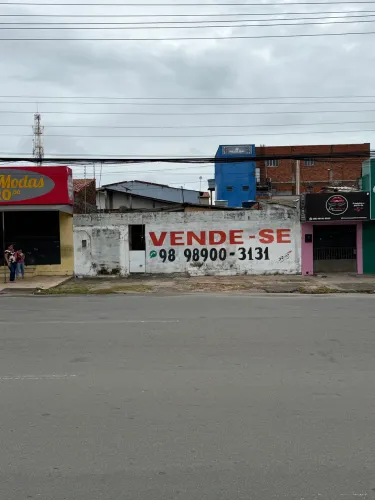 Imóvel na Avenida Jerônimo de Albuquerque Cohab