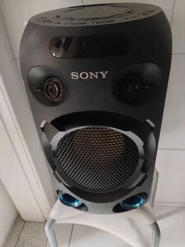 Caixa de som Sony não liga 