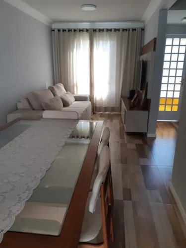 casa de condomínio vila flora