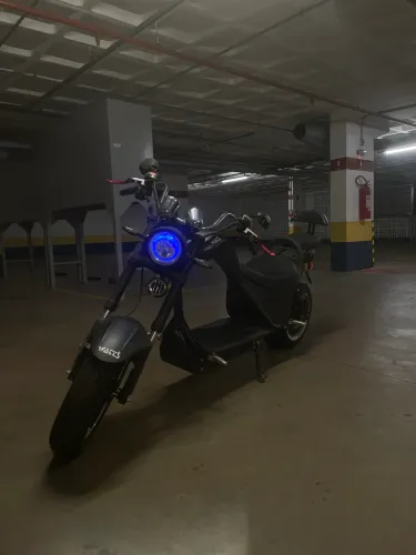 Scooter Elétrica Watts W7 2022 - Sem Para-lama Traseiro e Luz Traseira com Problema