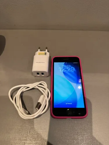 iPhone SE 64gb