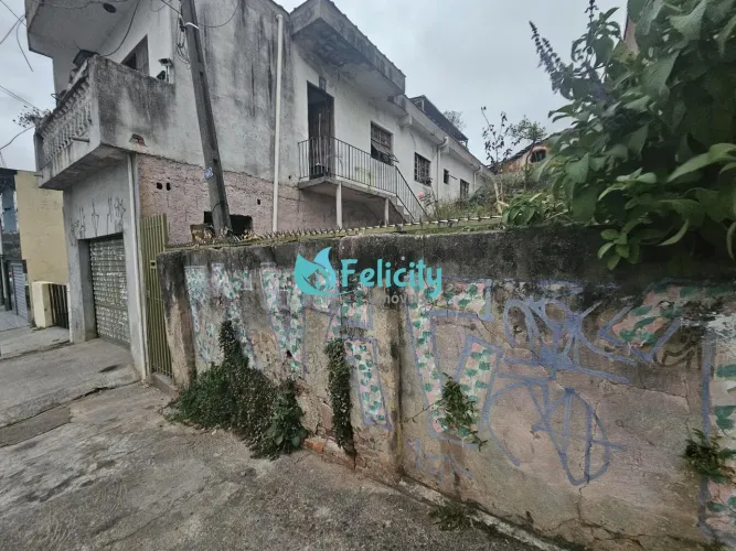 Terreno com 260m2 no Jardim Santo Elias