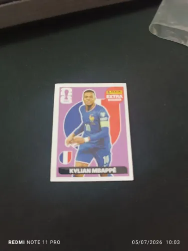 Figurinha LEGEND da Copa do Mundo [Kilian Mbappé]