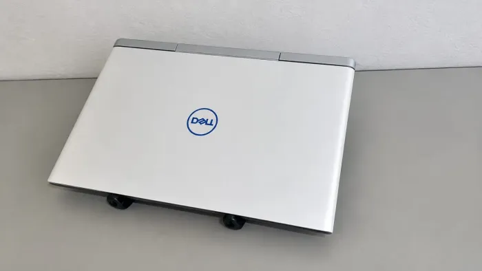 Dell g7 Gamer i5 8° Geração 16 Gb Ssd+Hd Geforce Gtx1050ti 4 Gb com Garantia