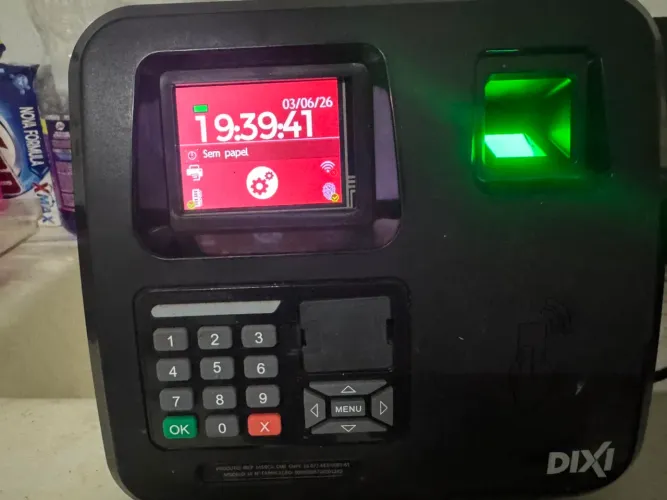 Relógio de ponto biométrico 