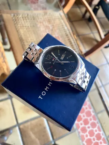 Relógio vintage Tommy Hilfinger 