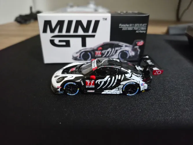 Miniatura 1 64 minigt porsche (preço mínimo 180)