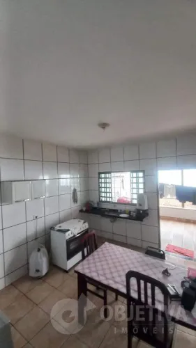 Casa à venda, 3 quartos, 8 vagas, JARDIM CANAA - UBERLANDIA/MG