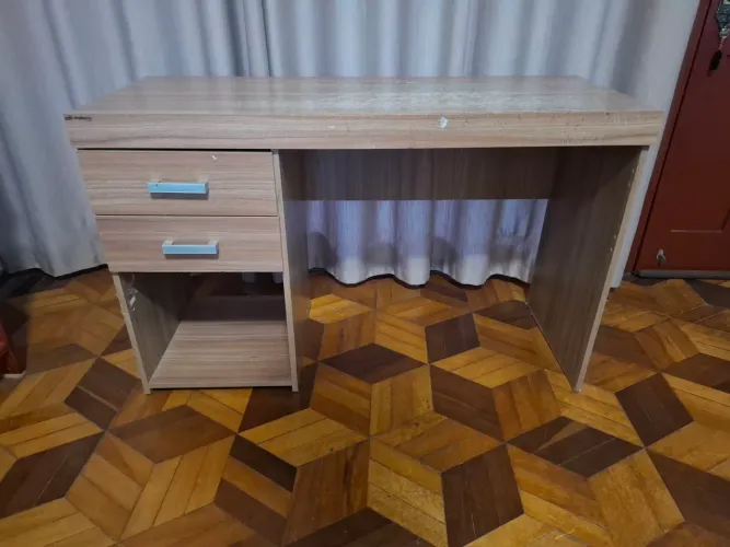 Mesa para Computador Politorno com 2 Gavetas