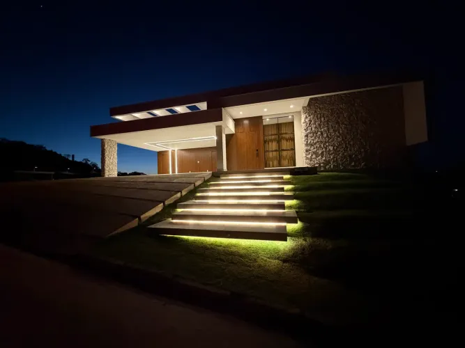 Casa alto padrão condômino Recanto da Mata Caratinga