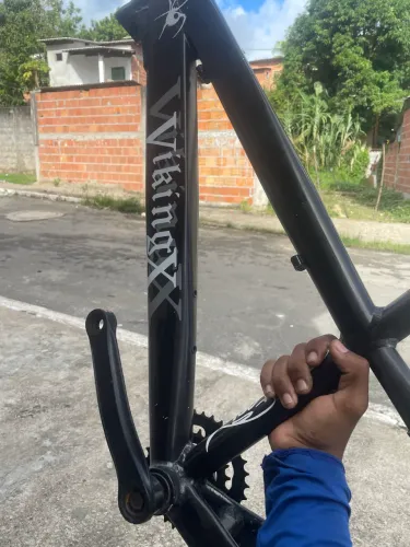 Vendo quadro de bike vinking warror troco em celular 