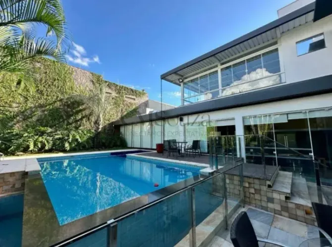 Casa à venda em Londrina, Parque Residencial Alcântara, com 4 quartos, com 600 m²