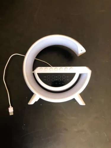 G-Speaker (Luminária, Caixa de Som Bluetooth, Relógio e Carregador por Indução)