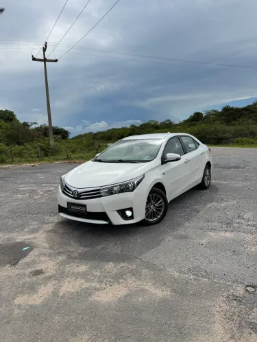 Toyota Corolla Altis 2.0 Flex 16V Aut. 2015