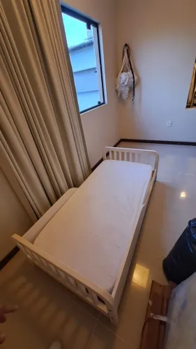 Vendo cama infantil com colchão