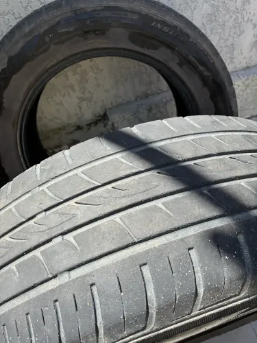 2 Pneus 235/60 R18 (Aro 18)