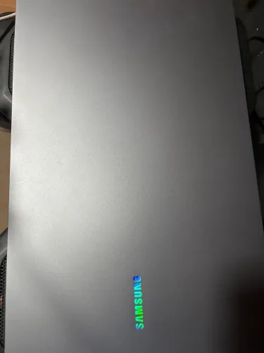 Notebook Samsung I5 com placa de vídeo 