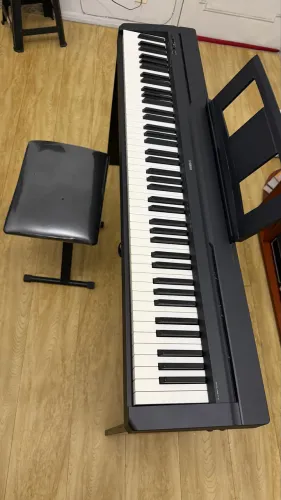 Piano Digital Yamaha P-45 + Estante + Banco + Capa