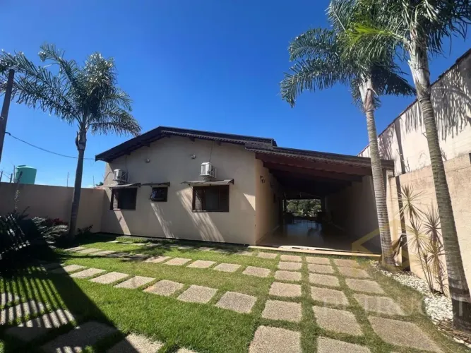 Chácara com 3 dormitórios à venda, 1100 m² - Centro - Artur Nogueira/SP