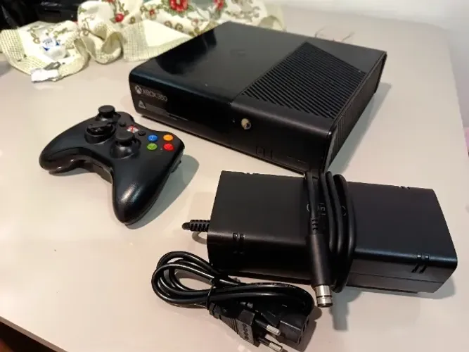 Sucata Xbox 360 super slim (slim e) não funciona p/ aproveitar peças