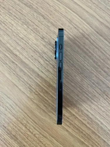 iPhone 14 Pro 256 - batery 76%