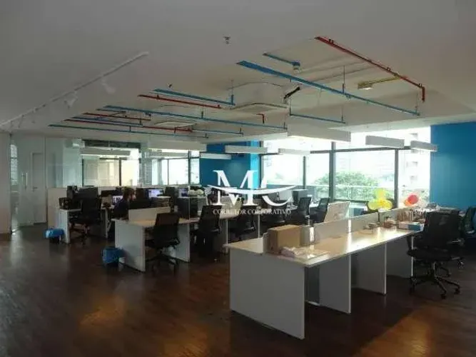 SALA MOBILIADA FARIA LIMA