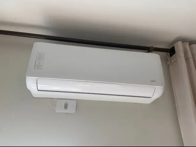 Ar condicionado Elgin Split inverter 12000btus