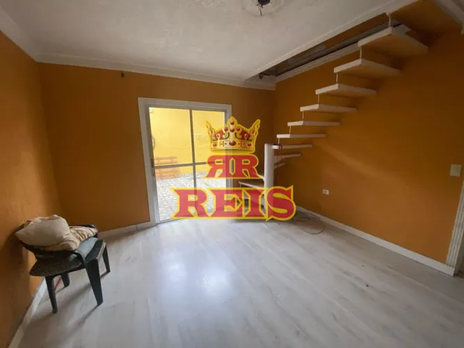 Casa com 3 dormitórios à venda, 219 m² por R$ 650.000,00 - Vila Luzita - Santo André/SP