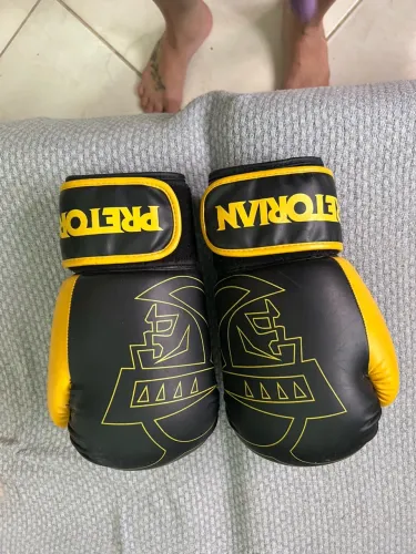 Luva de Muay Thai