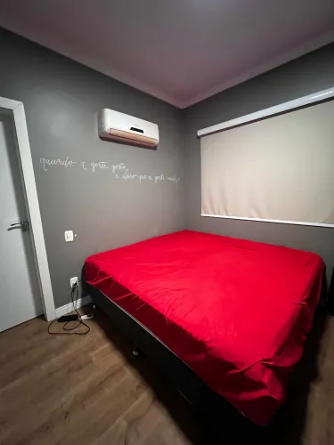 Cama King.